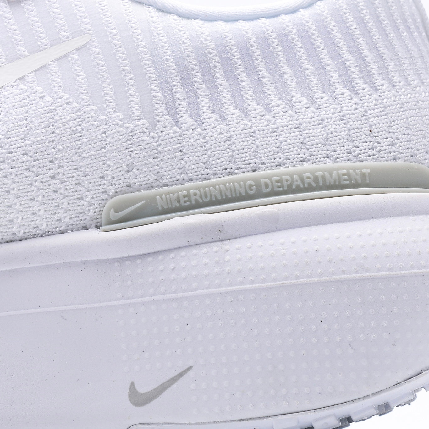 zoomx inv run 4 white
