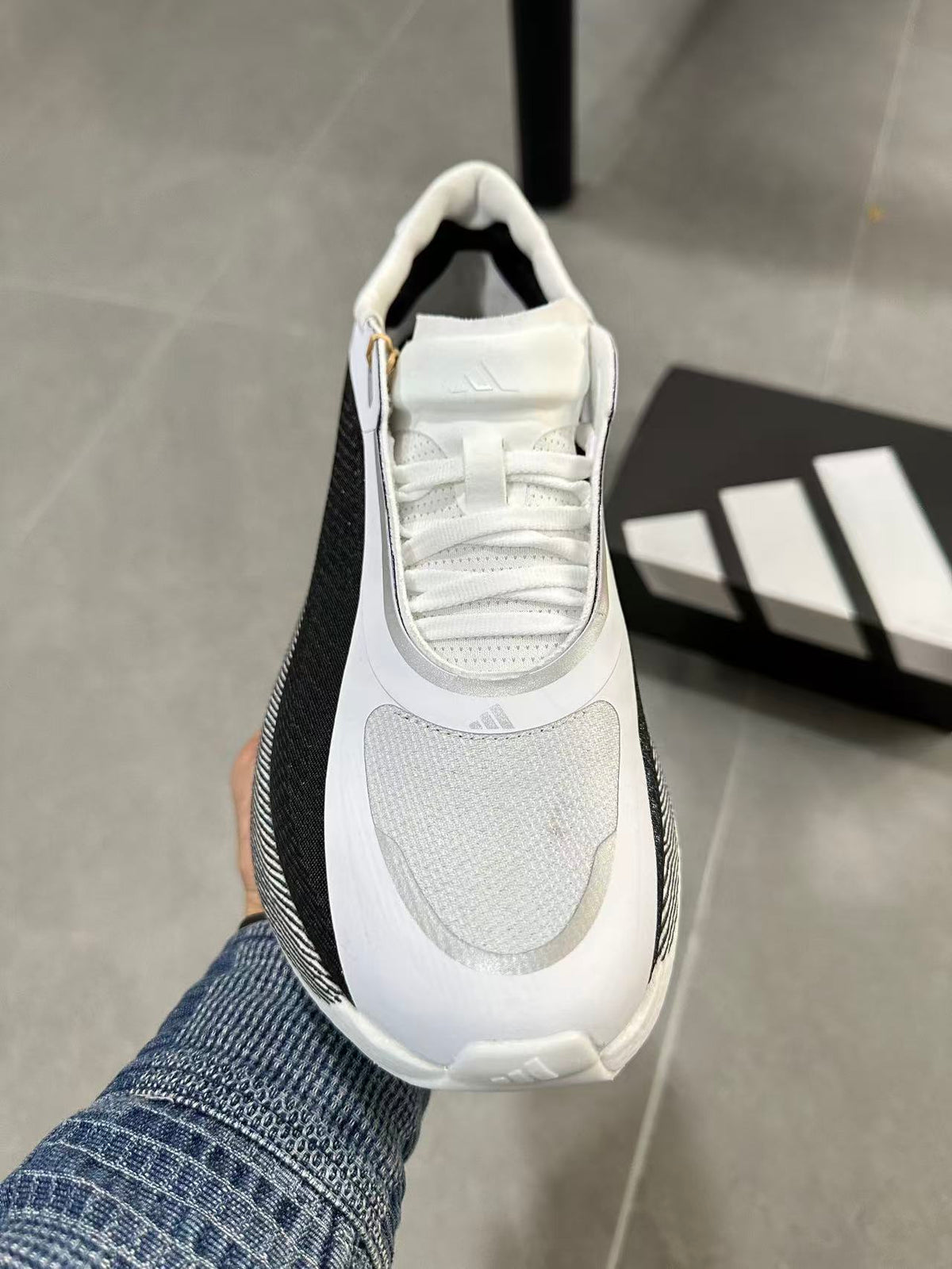 Adidas Hyperboost Black White