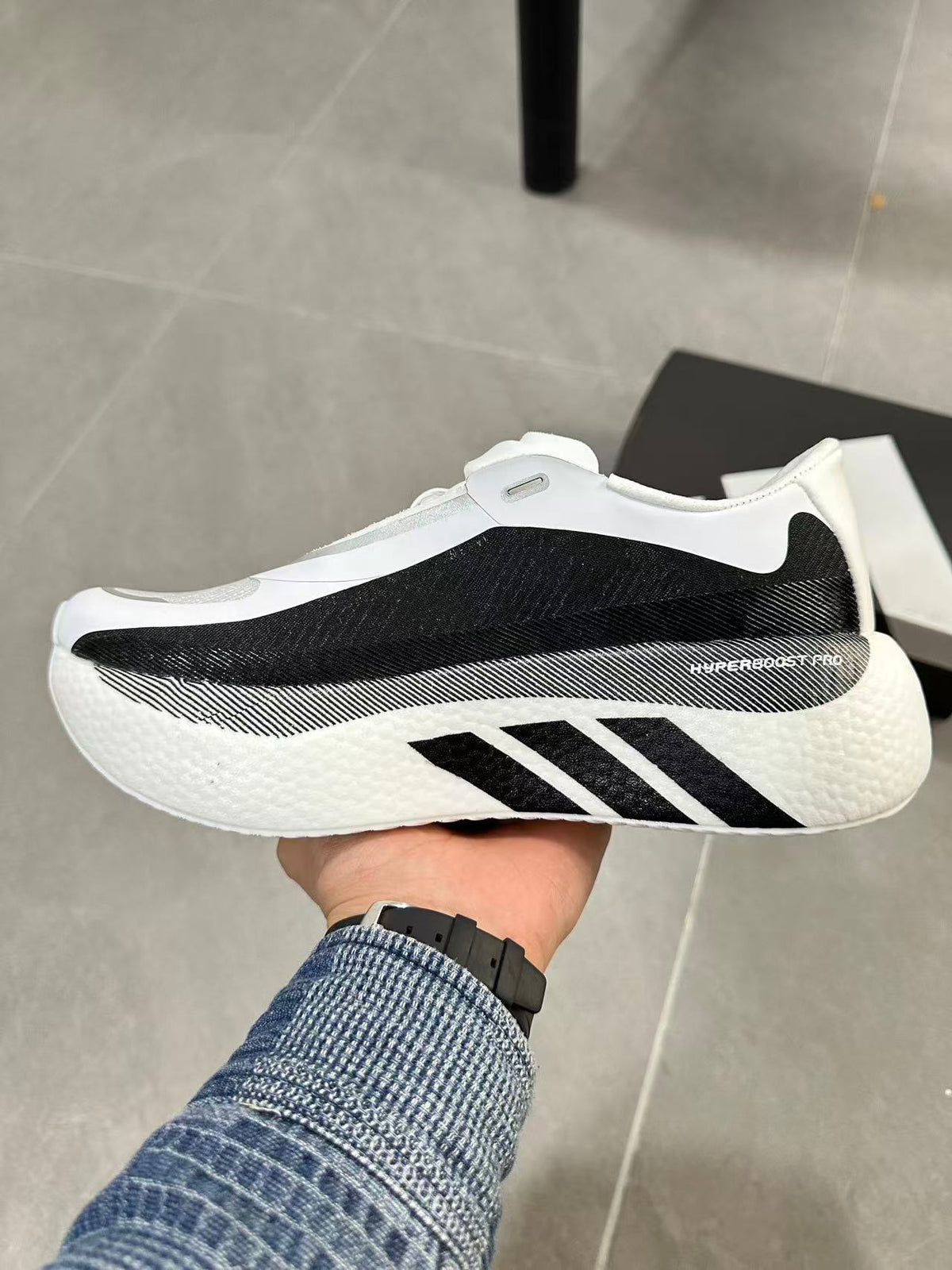 Adidas Hyperboost Black White
