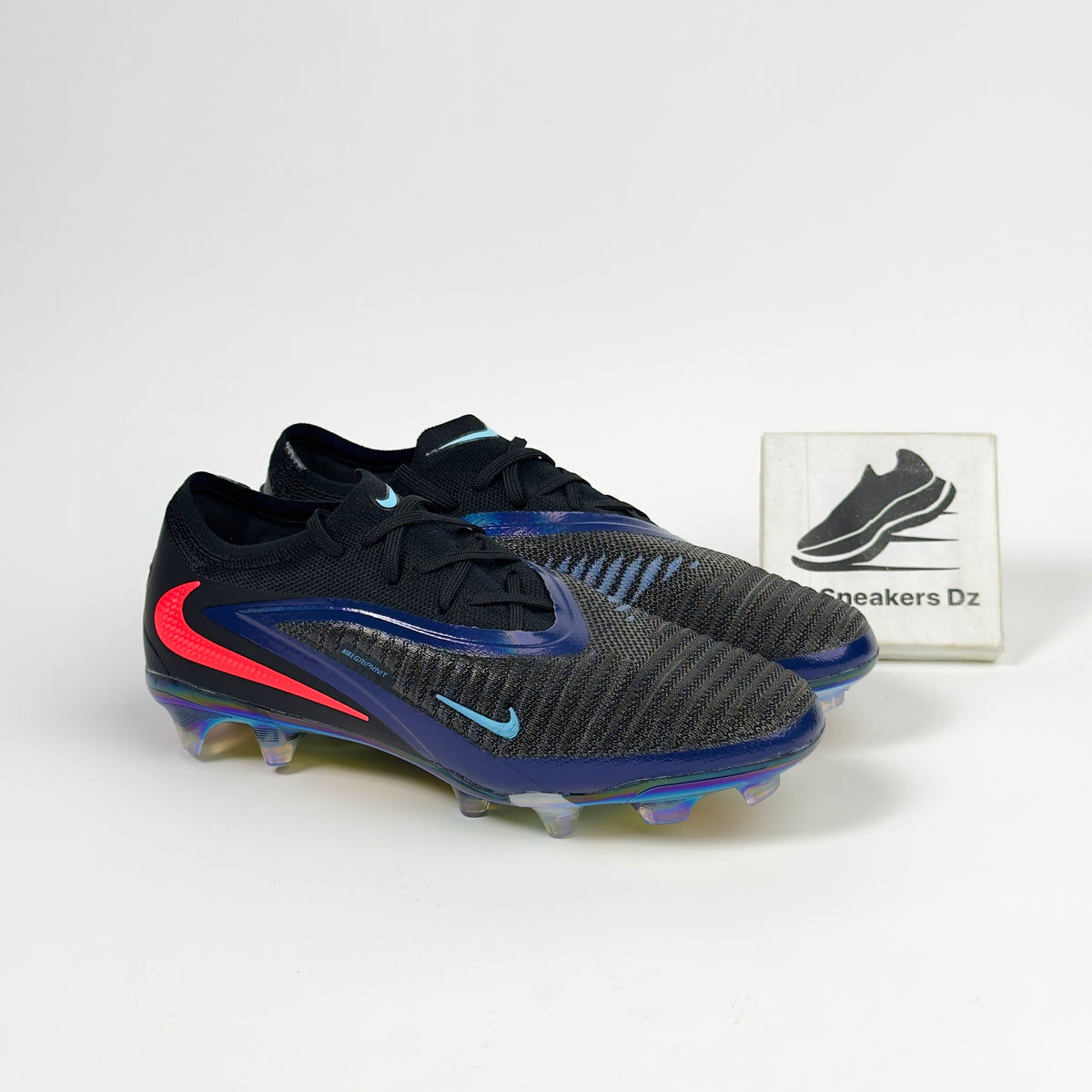 Soulier Nike Phantom 6 Low Black
