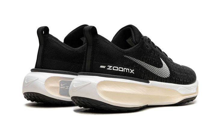 Zoomx Invincible Run 3 Black & Beige