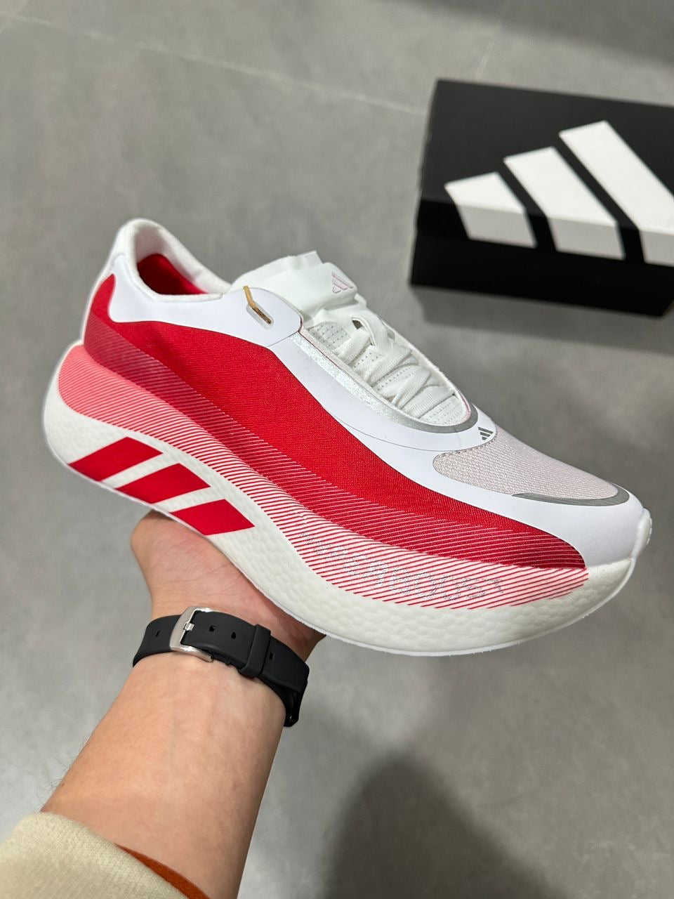 hyperboost red
