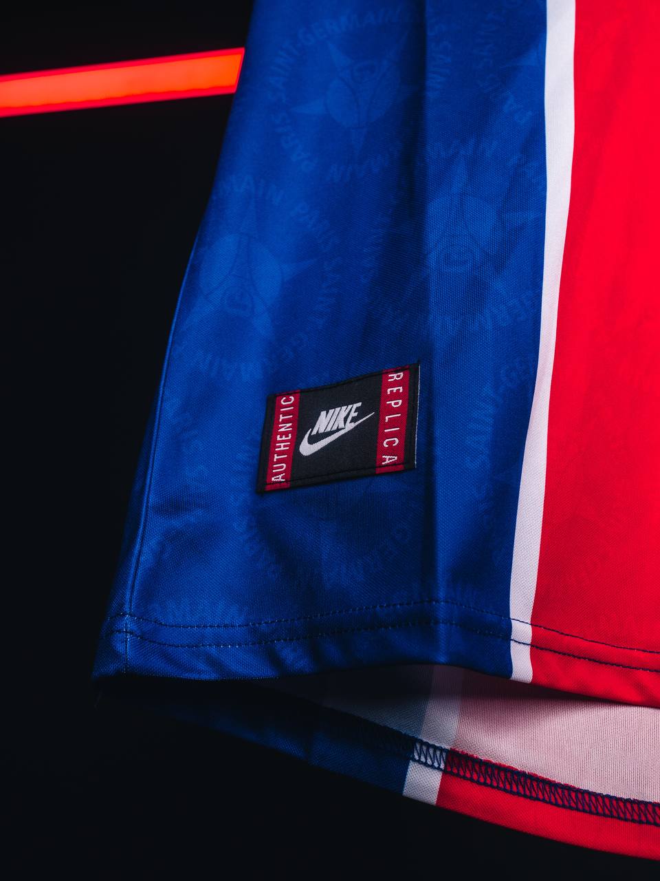 PARIS SAINT GERMAIN VINTAGE JERSEY (BLUE & RED)
