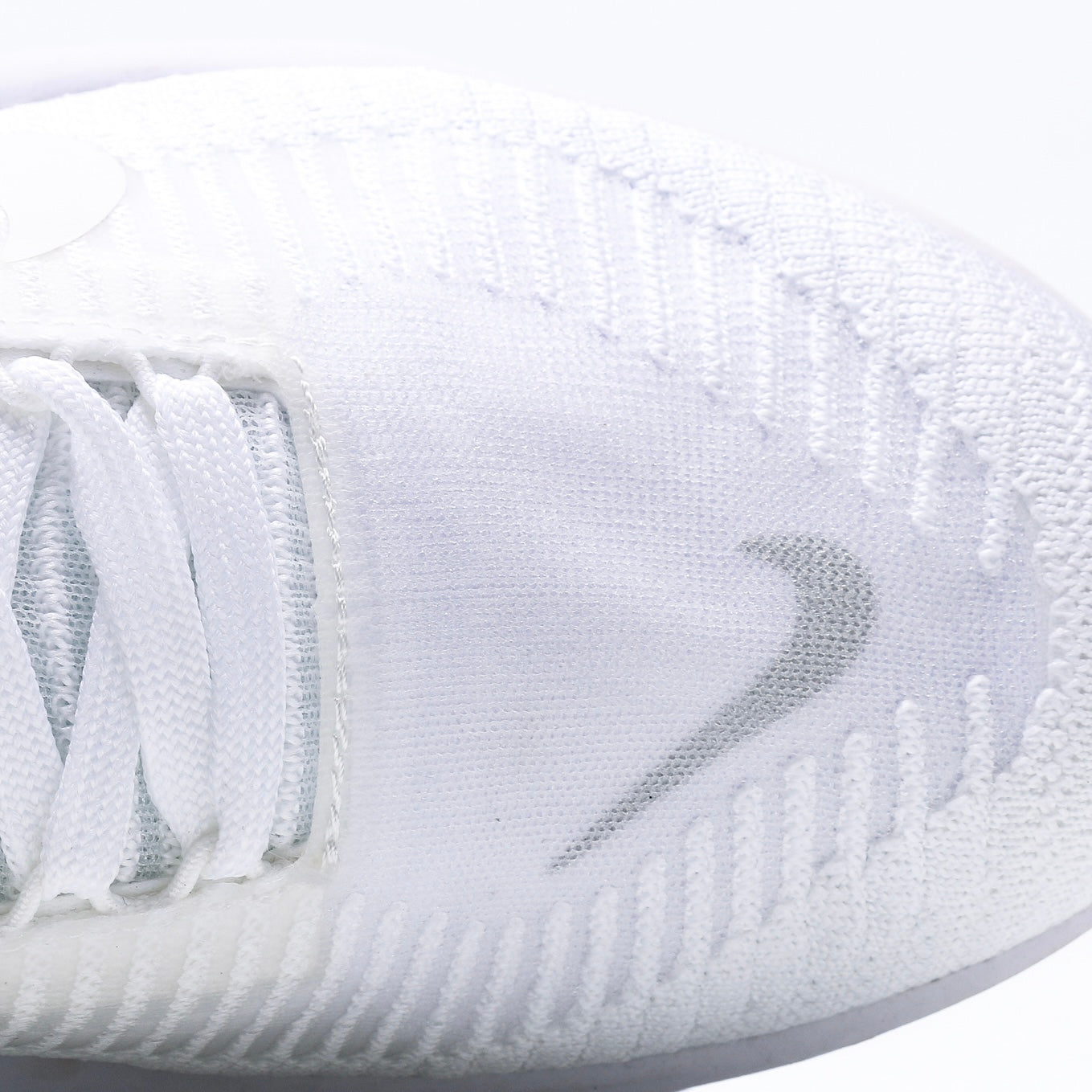 zoomx inv run 4 white