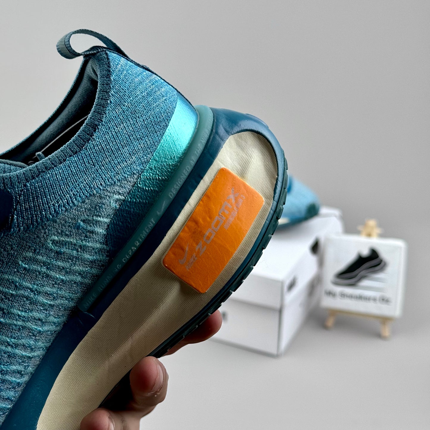 Zoomx Invincible Run 3 Dark Blue