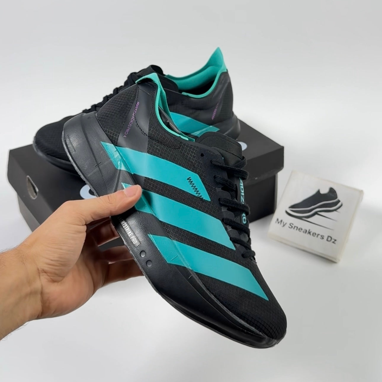 adizero Adios Pro 4 black/blue