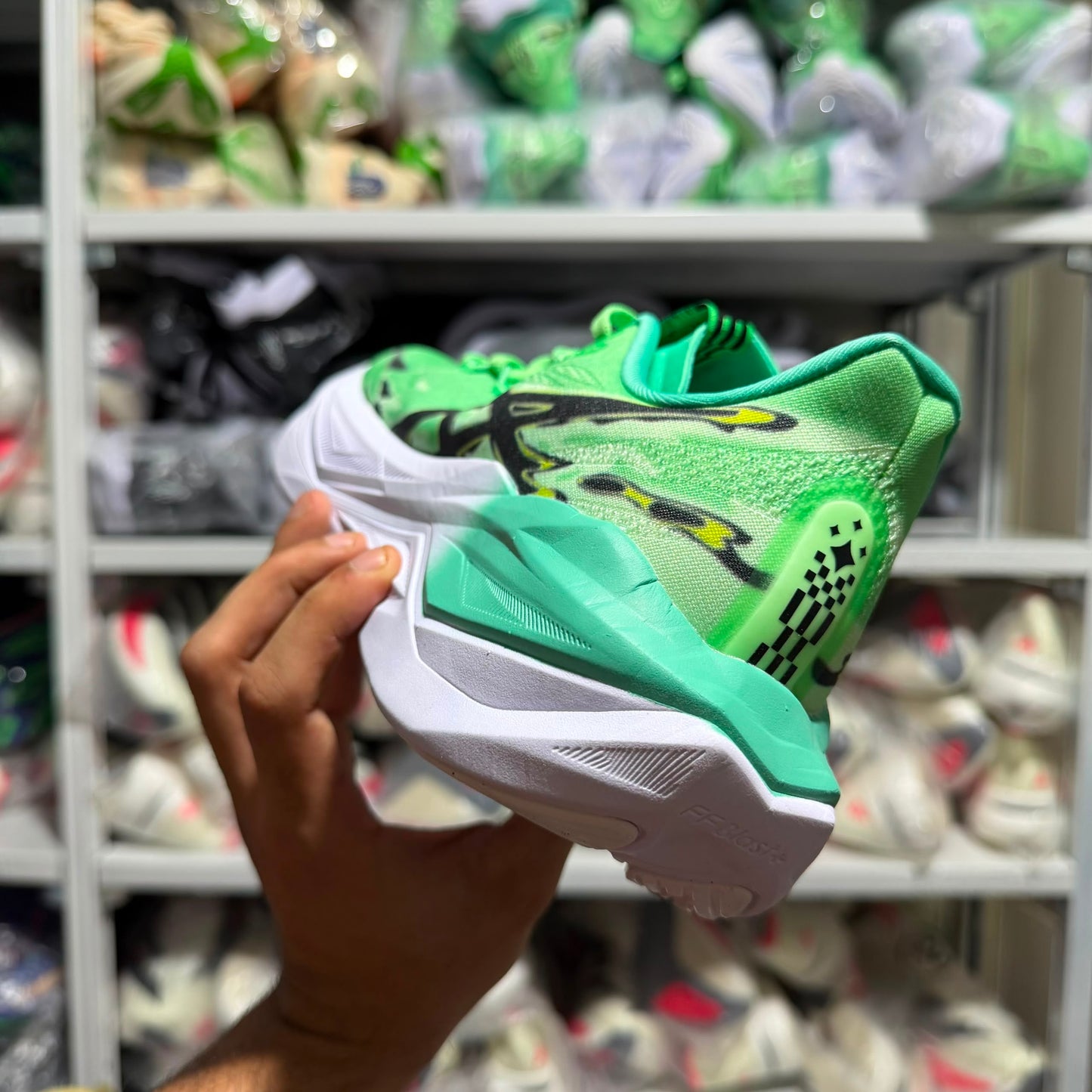 Asics superblast 3 green