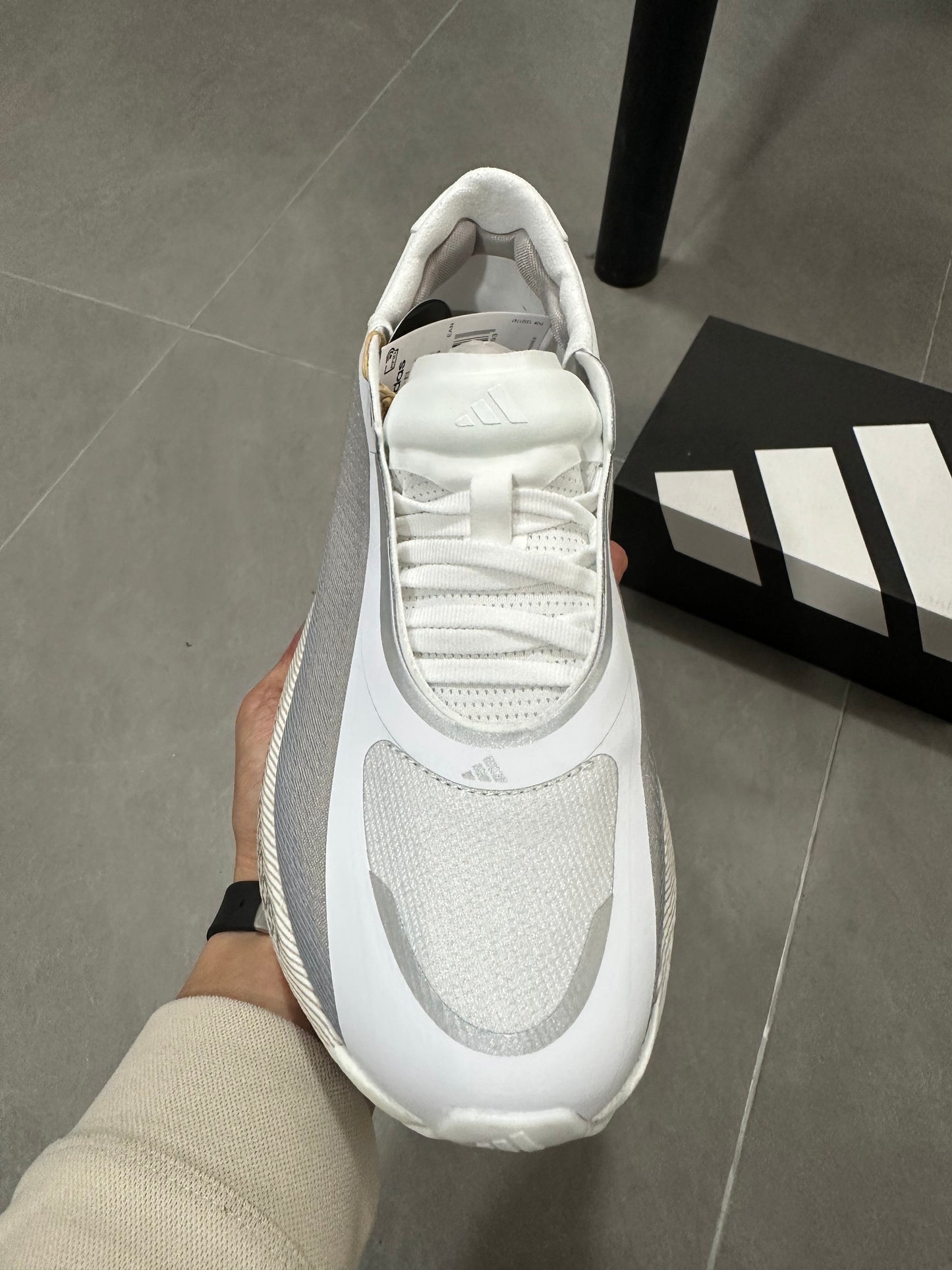 hyperboost grey