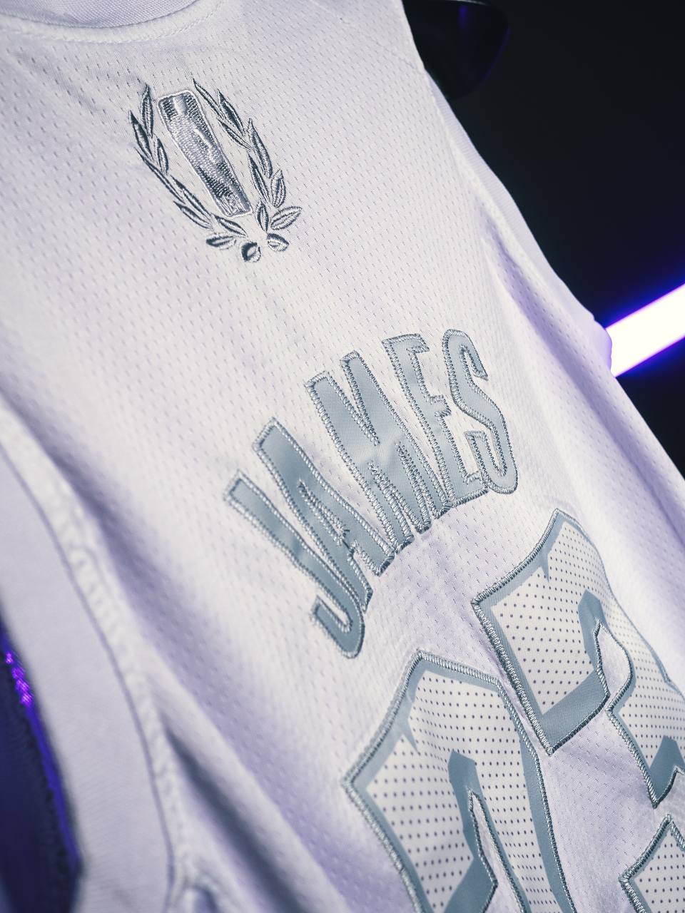 Los Angeles Lakers Jersey (white white)