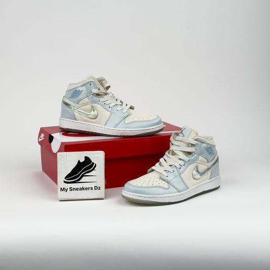 Jordan light blue white