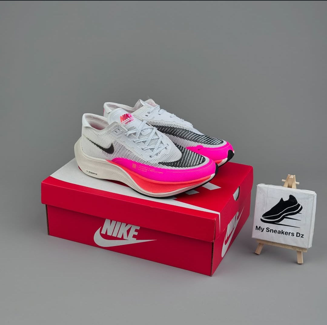 Vaporfly 2 white pink
