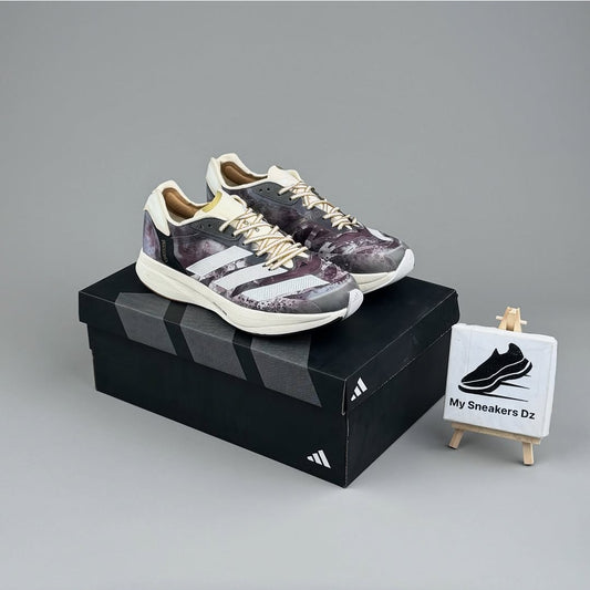 Adizero beige