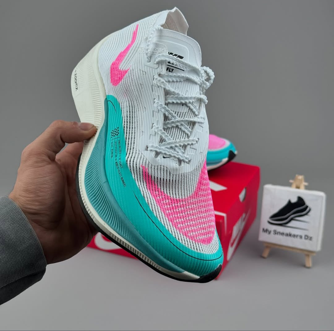 Vaporfly 2 blue pink