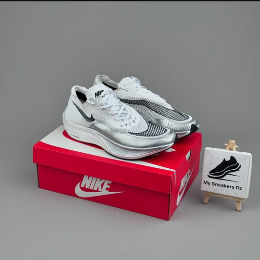 Vaporfly 2 silver