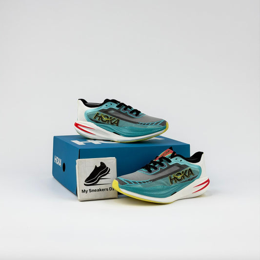 Hoka bleu