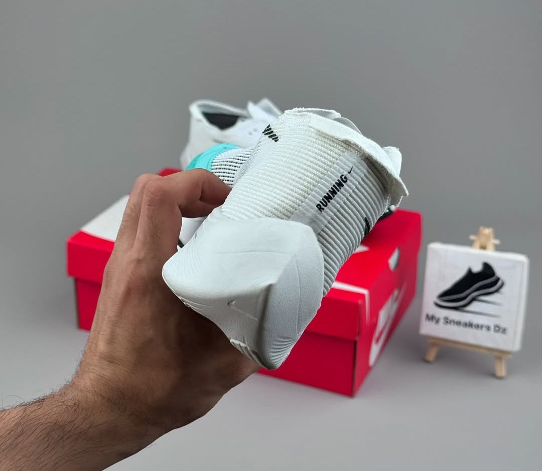 Vaporfly 2 blue white