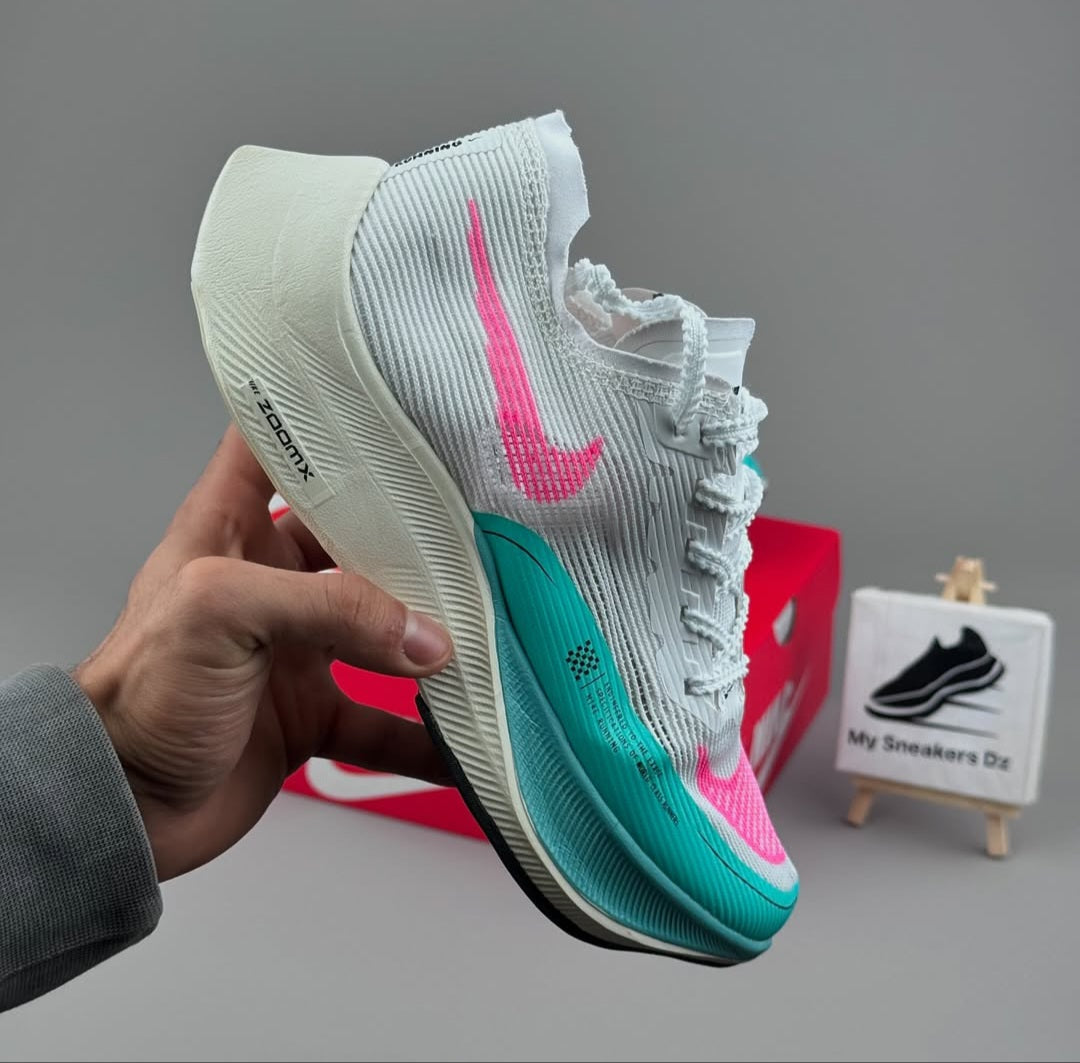 Vaporfly 2 blue pink