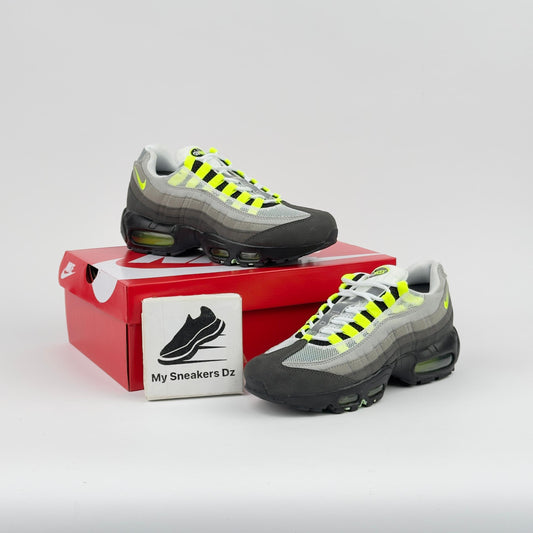 Airmax 95 grey neon