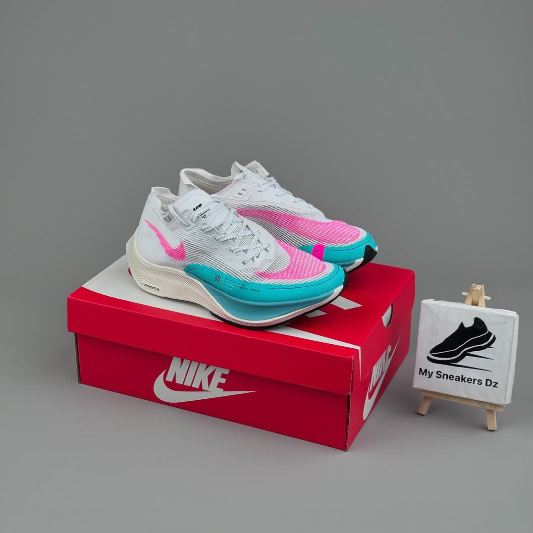 Vaporfly 2 blue pink