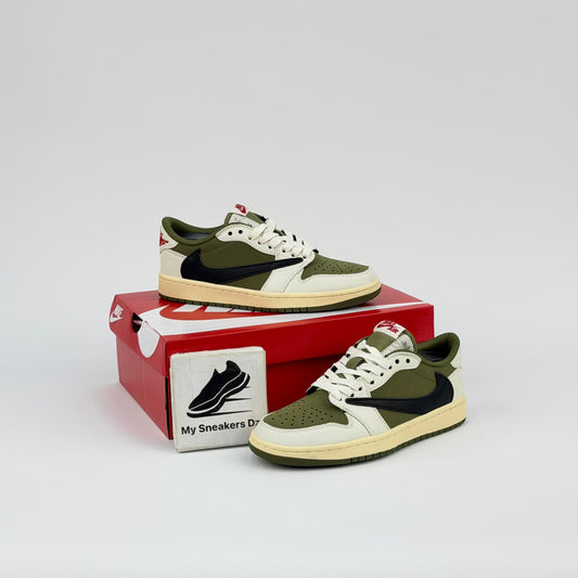 Travis white green BN