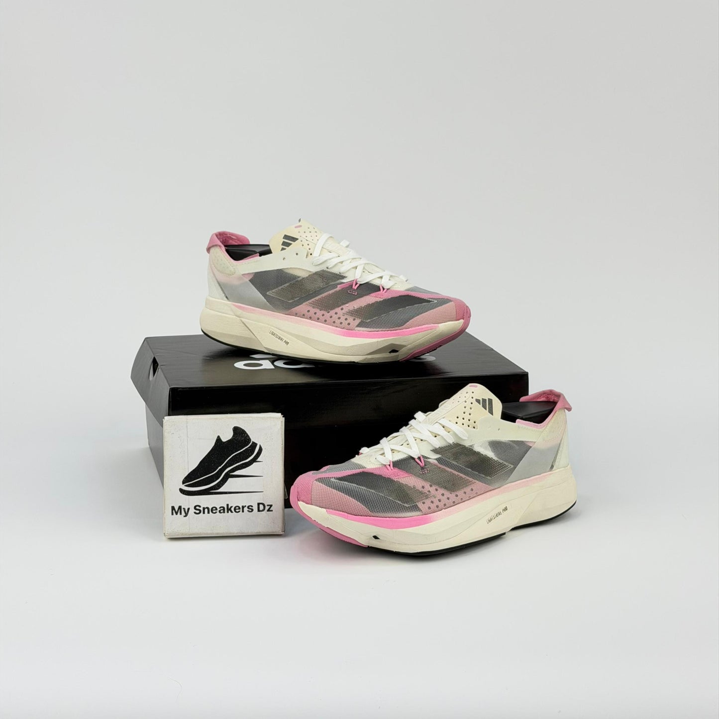 Adizero sakura black